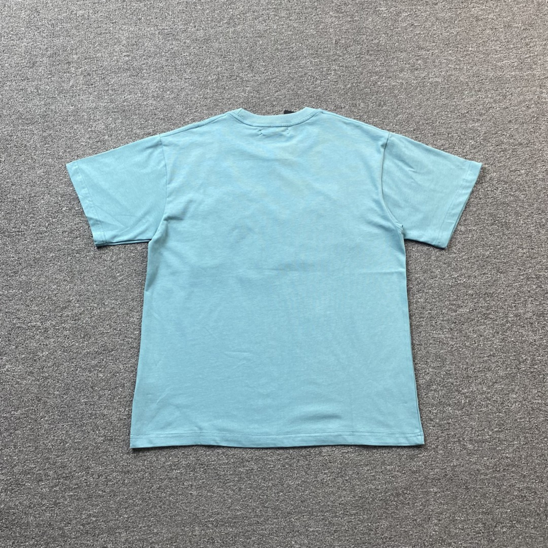 Camiseta Amiri Staggered Logo Blue tras em fundo real