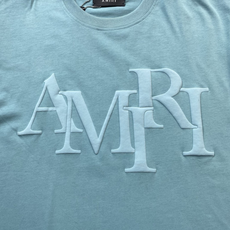 Camiseta Amiri Staggered Logo Blue zoom frente logo