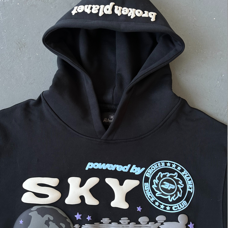 Conjunto Broken Planet Sky Walking Midnight Black zoom frente em fundo real