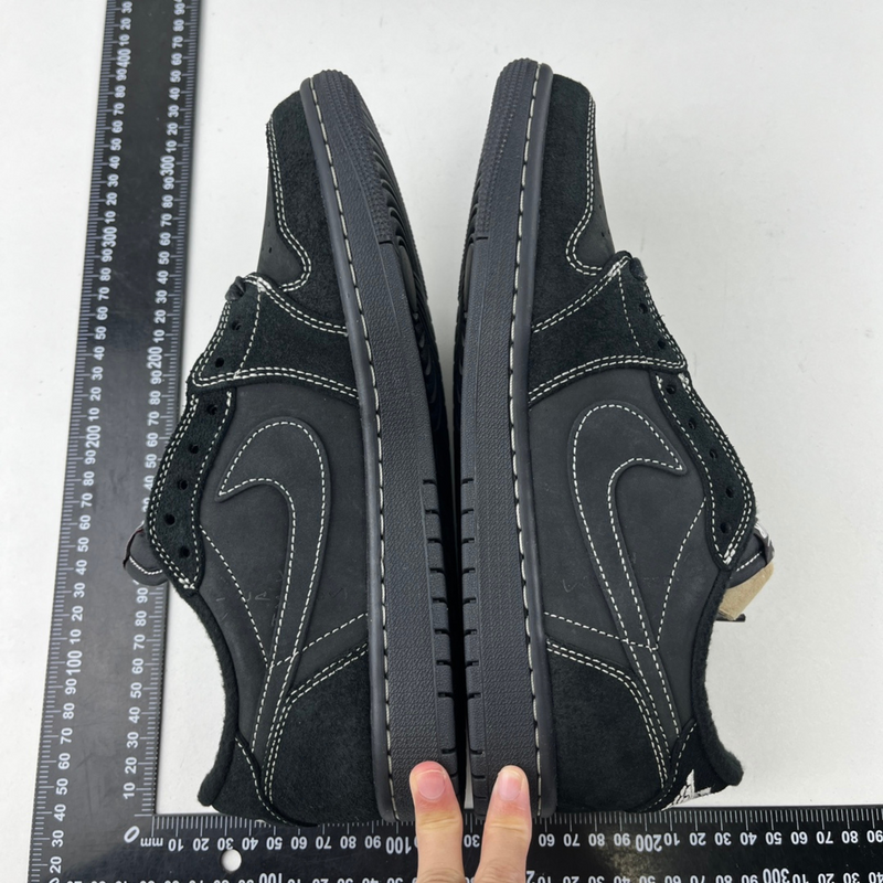 Nike Air Jordan 1 Low x Travis Scott Black Phantom